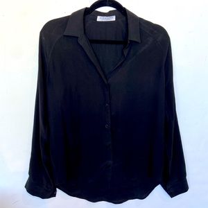 Everlane Black Washable Silk Buttondown Blouse